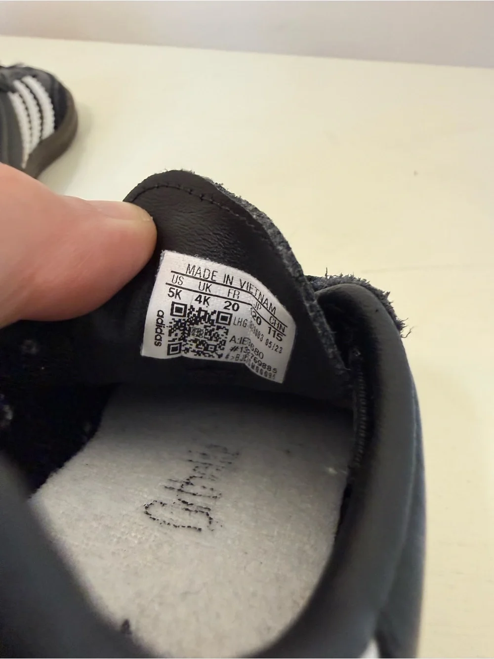 adidas reposhing this